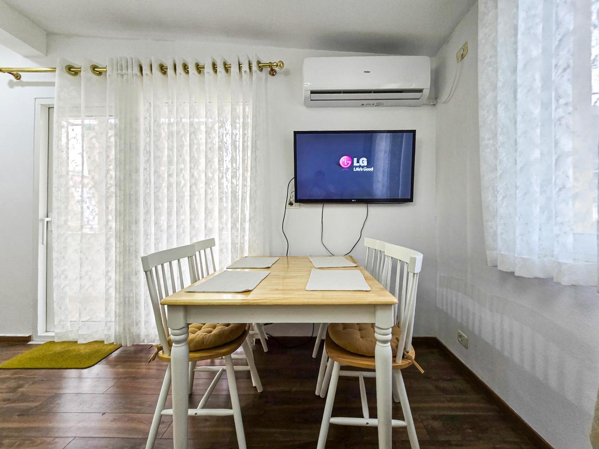 Lake Park 2Br Apartment Тирана Экстерьер фото