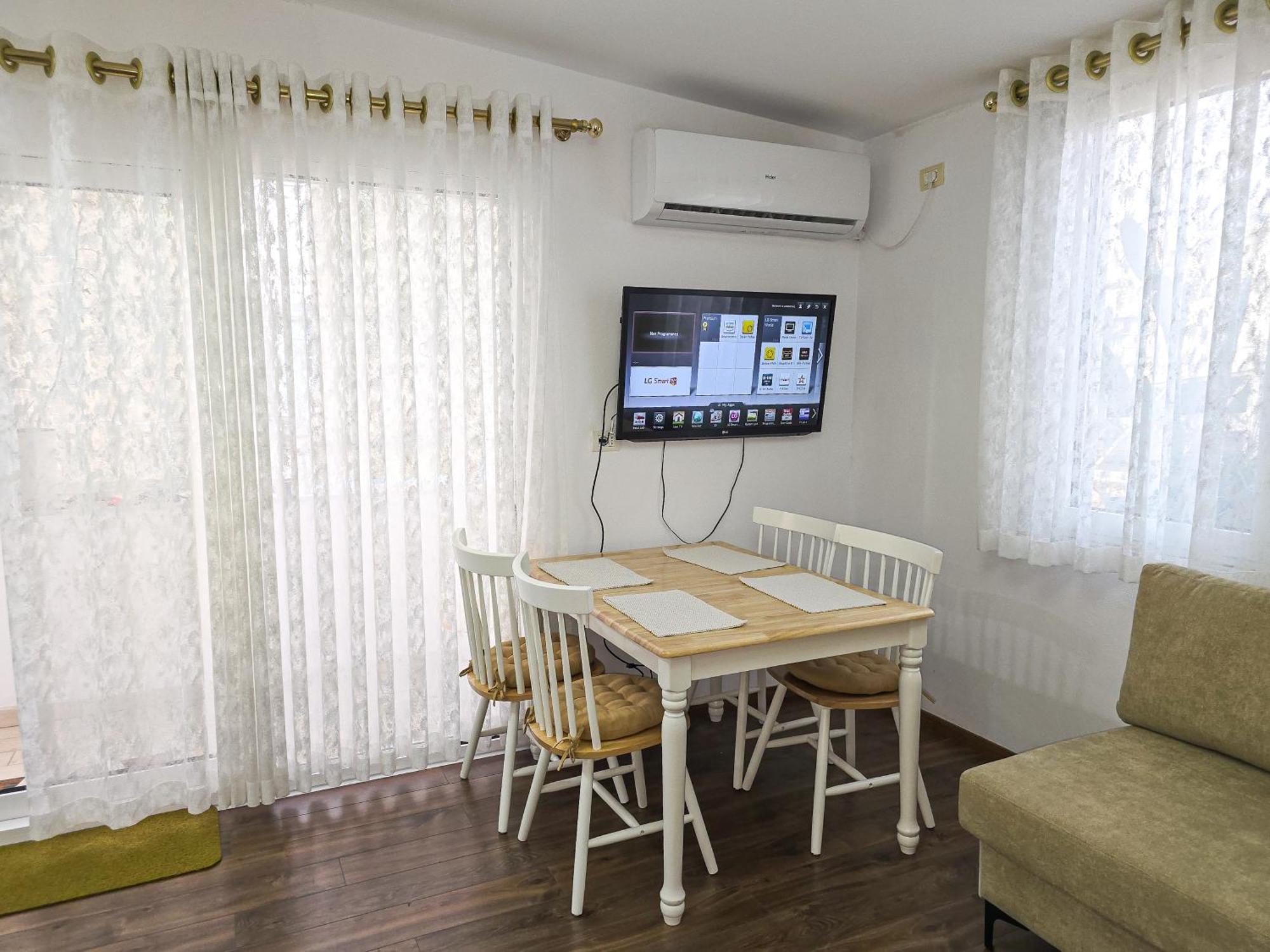 Lake Park 2Br Apartment Тирана Экстерьер фото