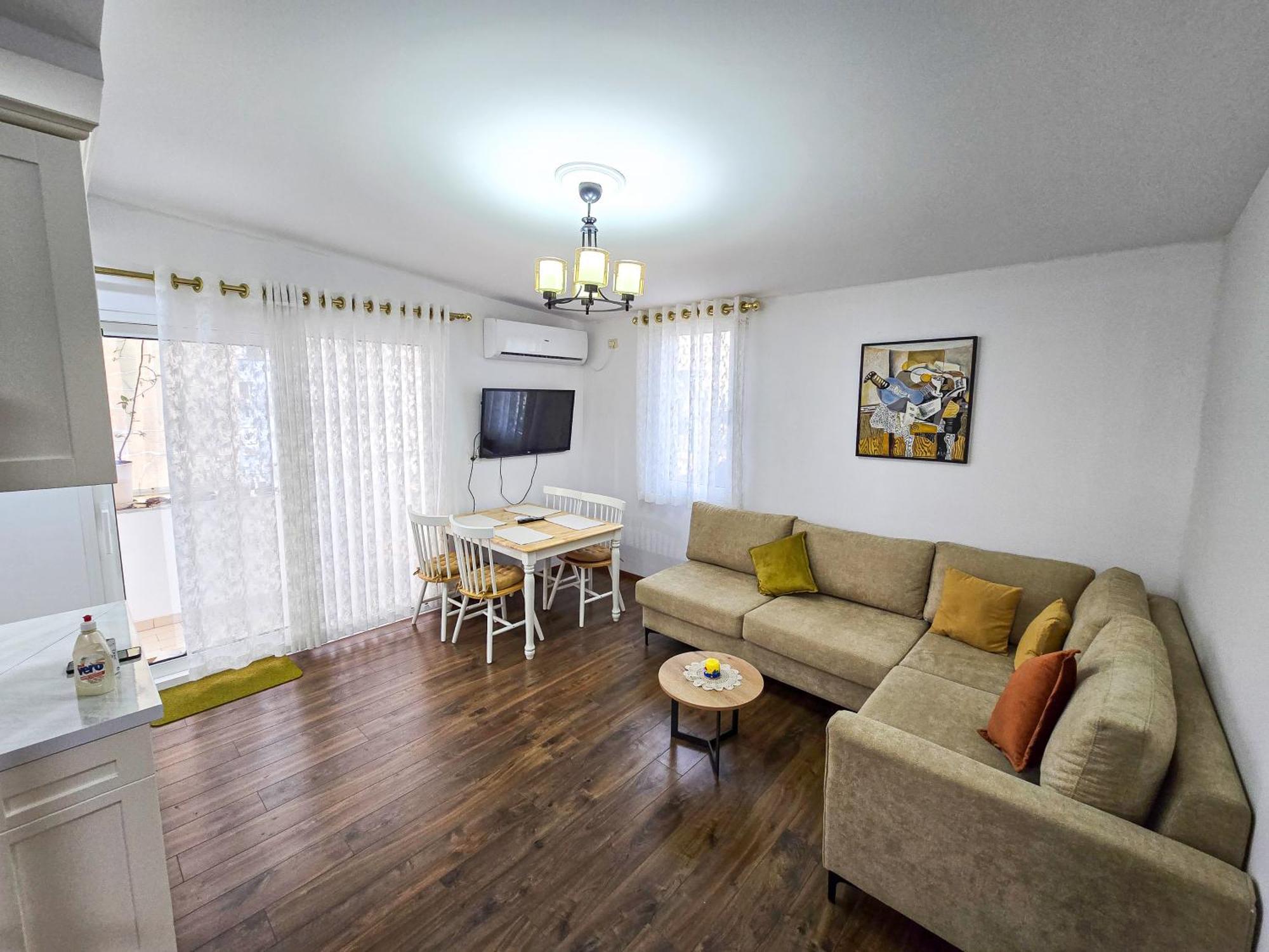 Lake Park 2Br Apartment Тирана Экстерьер фото